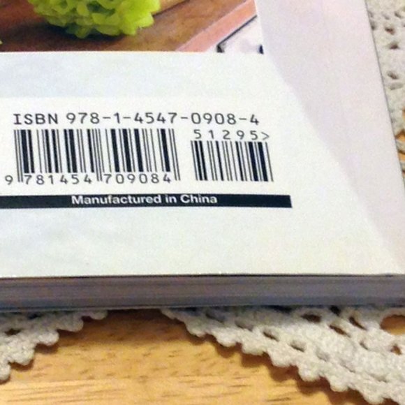 Crafts Book - Paper Pompoms - Picture 9 of 11